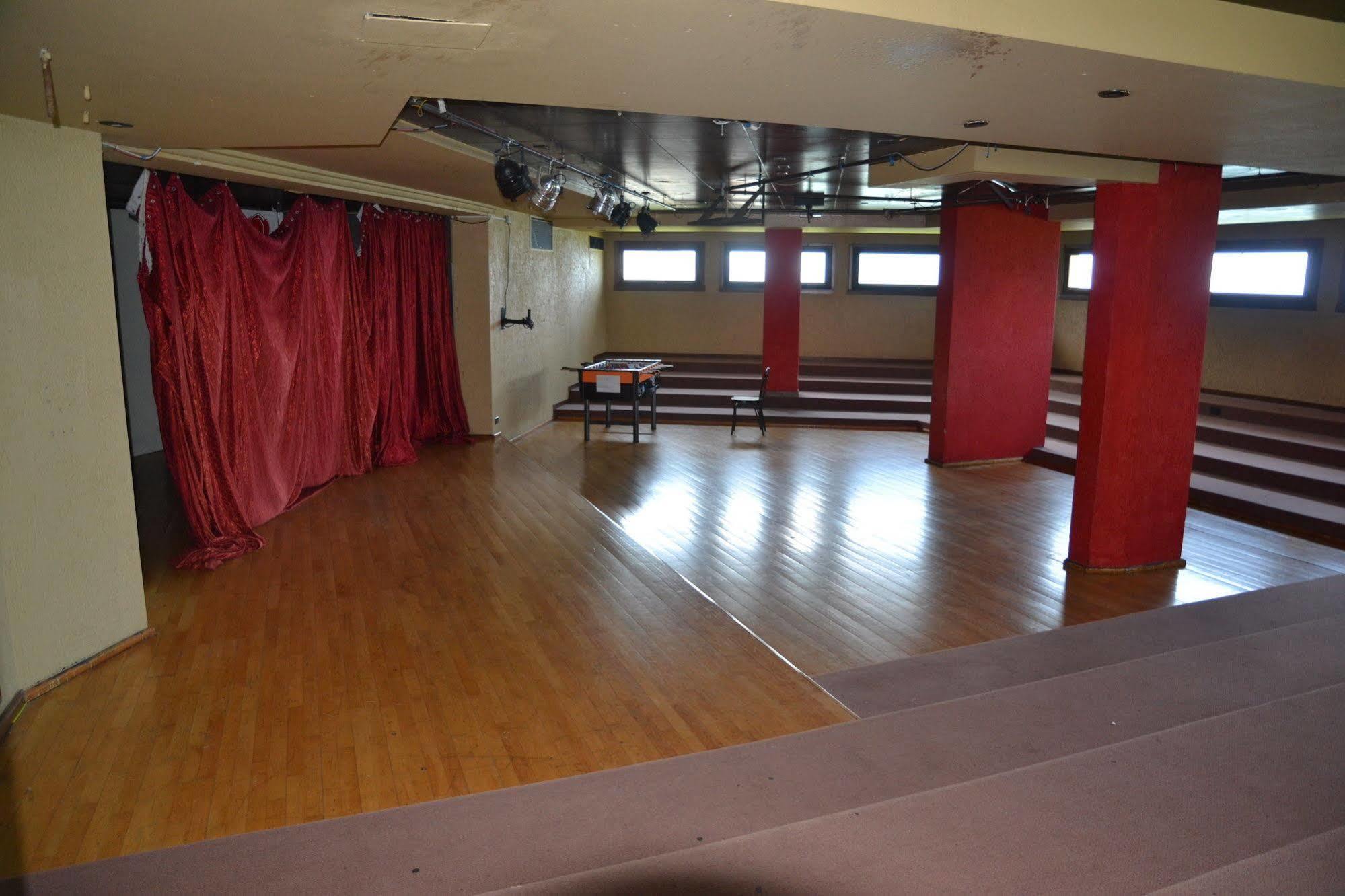 Residence Le Baite Artogne Bagian luar foto